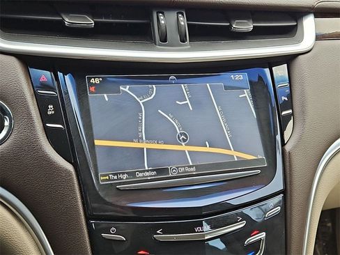 Used 2016 Cadillac XTS Luxury image 18