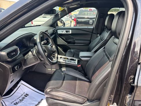 Used 2023 Ford Explorer ST w/ Equipment Group 401A AWD/4WD image 16