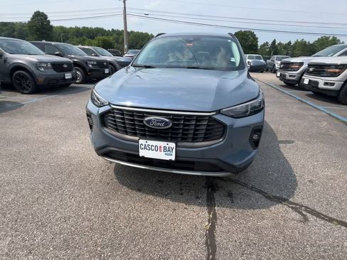 Certified 2025 Ford Escape Platinum AWD/4WD image 14