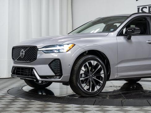 New 2026 Volvo XC60 B5 Plus w/ Climate Package AWD/4WD image 25