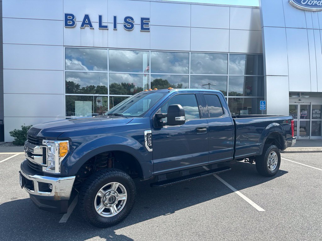 Used 2017 Ford F250 XLT w/ XLT Value Package AWD/4WD image 1