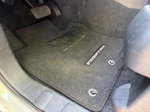 Used 2025 Nissan Frontier SV w/ SV Convenience Package RWD image 17