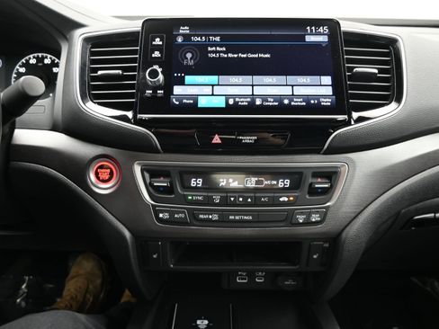 Used 2025 Honda Ridgeline RTL image 17