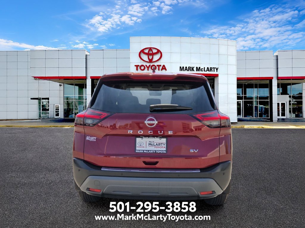 Used 2023 Nissan Rogue SV FWD image 4