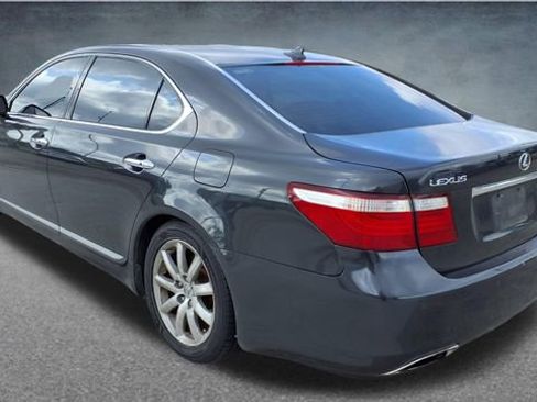 Used 2009 Lexus LS 460 L RWD image 4