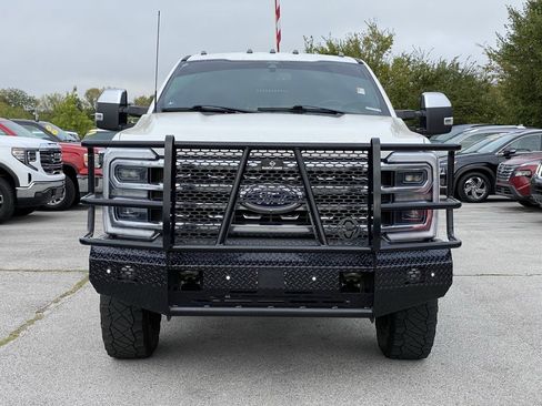 Used 2024 Ford F250 Platinum image 2