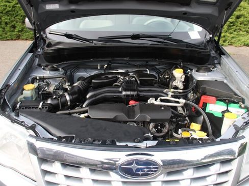 Used 2011 Subaru Forester 2.5X Limited AWD/4WD image 20