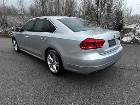Used 2015 Volkswagen Passat 1.8T SE image 7