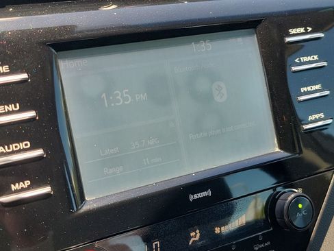 Used 2020 Toyota Camry SE FWD image 24