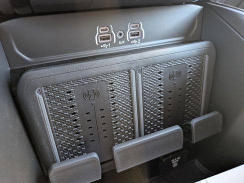 New 2026 RAM 2500 Laramie w/ Sport Appearance Package image 31