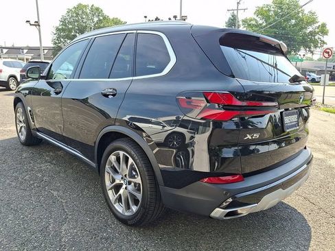 Used 2024 BMW X5 xDrive40i w/ Premium Package AWD/4WD image 4