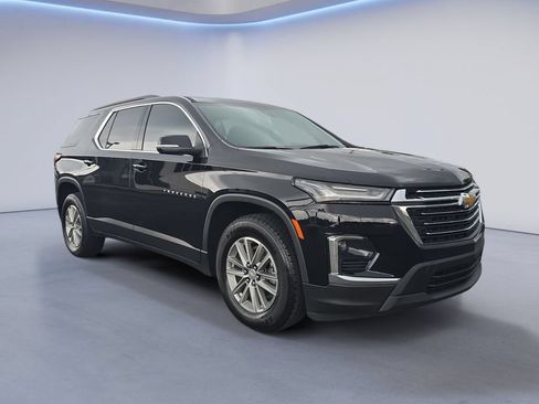 Used 2023 Chevrolet Traverse LT FWD image 8