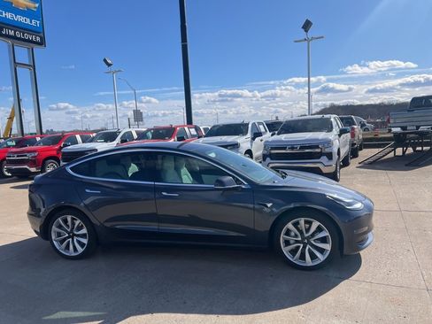 Used 2018 Tesla Model 3 Long Range image 8