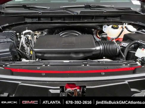 Used 2025 GMC Yukon Elevation AWD/4WD image 36