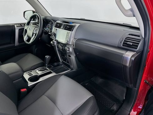 Used 2023 Toyota 4Runner SR5 Premium w/ Moonroof Package RWD image 31