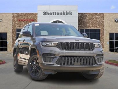 New 2025 Jeep Grand Cherokee Altitude