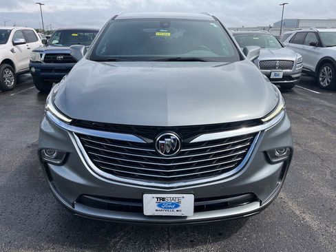 Used 2023 Buick Enclave Essence AWD/4WD image 3