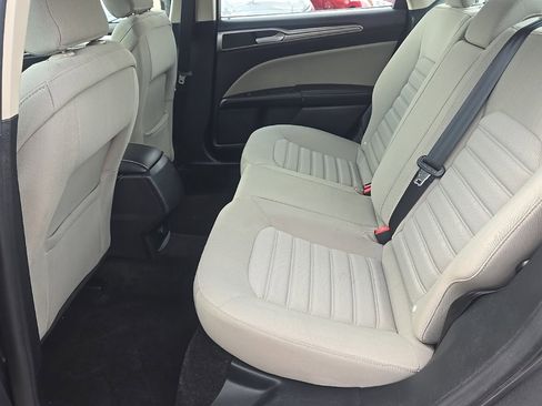 Used 2018 Ford Fusion S image 26