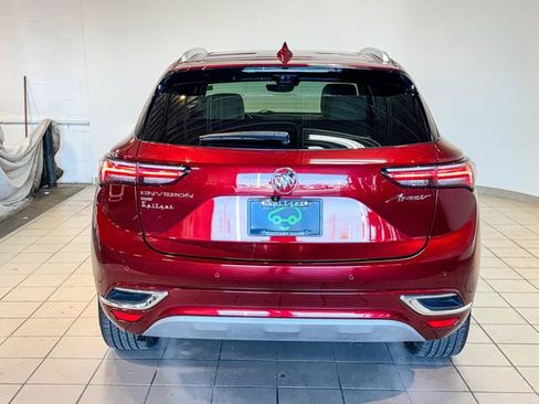 Used 2022 Buick Envision Avenir w/ Technology Package II image 11