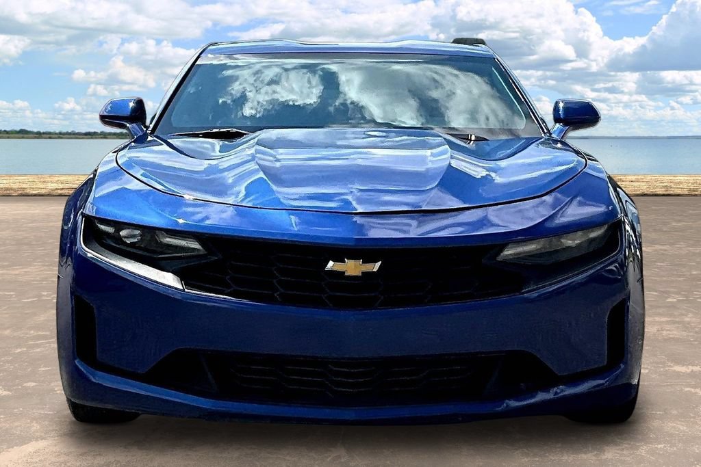 Used 2020 Chevrolet Camaro LT RWD image 2