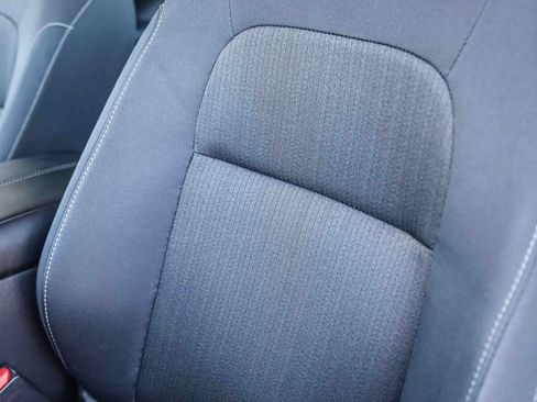 Used 2025 Nissan Altima 2.5 SV FWD image 24