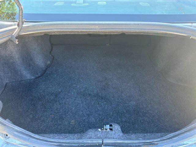 Used 2013 Dodge Avenger SE FWD image 14