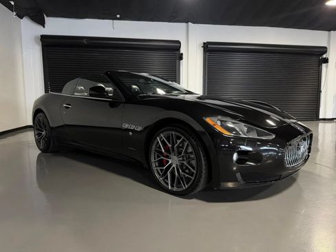 Used 2013 Maserati GranTurismo Convertible RWD image 3