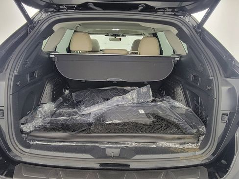 Used 2025 Subaru Outback Limited image 32