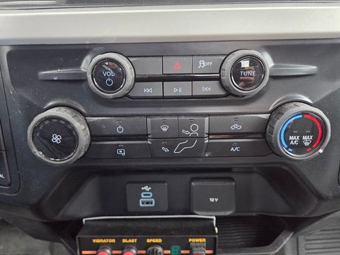 New 2026 Ford F250 XL w/ XL Chrome Package AWD/4WD image 31