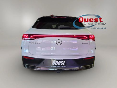 Used 2023 Mercedes-Benz EQE 500 4MATIC SUV image 3