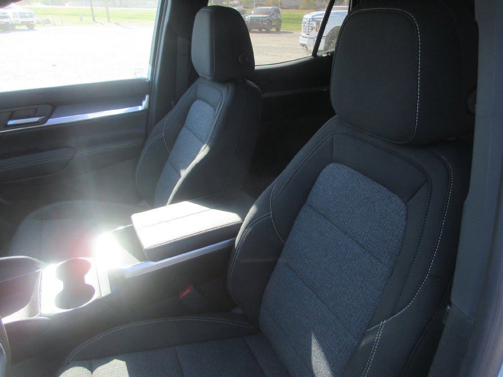 New 2027 GMC Terrain Elevation w/ Black Edition AWD/4WD image 11