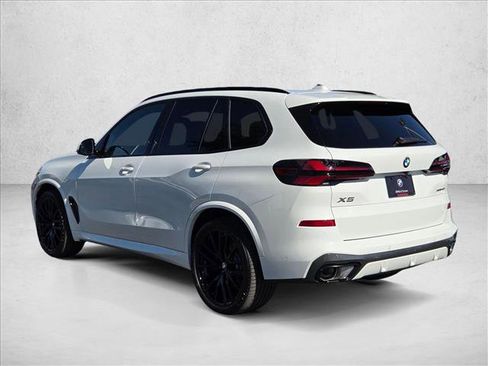 New 2026 BMW X5 xDrive40i w/ M Sport Package AWD/4WD image 9
