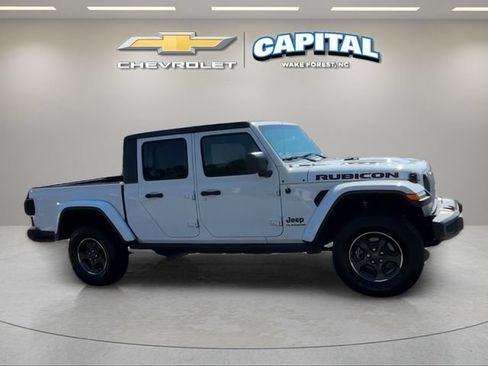 Used 2021 Jeep Gladiator Rubicon AWD/4WD image 8