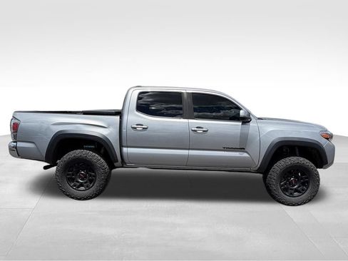 Used 2021 Toyota Tacoma TRD Off-Road AWD/4WD image 8