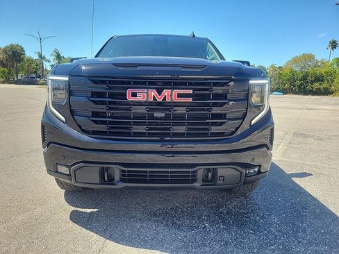 New 2026 GMC Sierra 1500 Elevation image 3