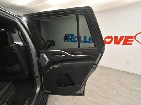 Used 2023 Cadillac Escalade Sport Platinum w/ LPO, ONYX Package AWD/4WD image 26