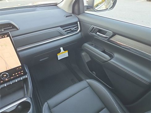 New 2026 GMC Terrain Denali w/ LPO, Black Badging Package image 15