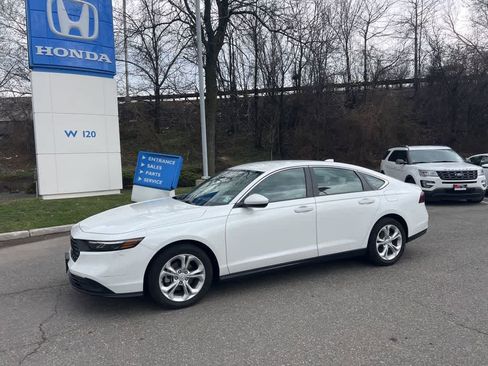 Used 2024 Honda Accord LX image 4
