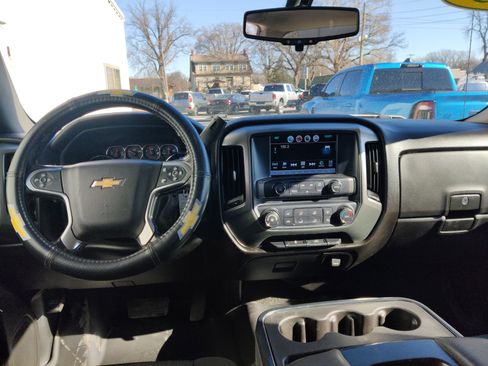 Used 2019 Chevrolet Silverado 1500 LT image 17