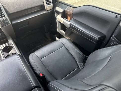 Used 2015 Ford F150 Lariat AWD/4WD image 27