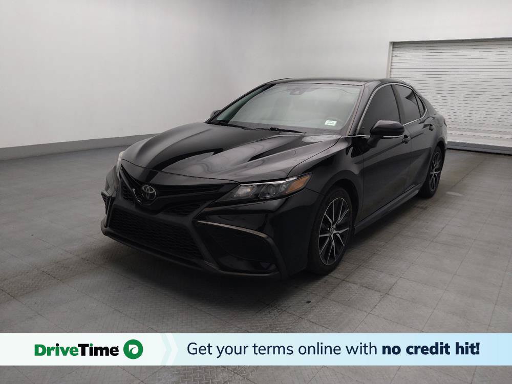Used 2023 Toyota Camry SE FWD image 1