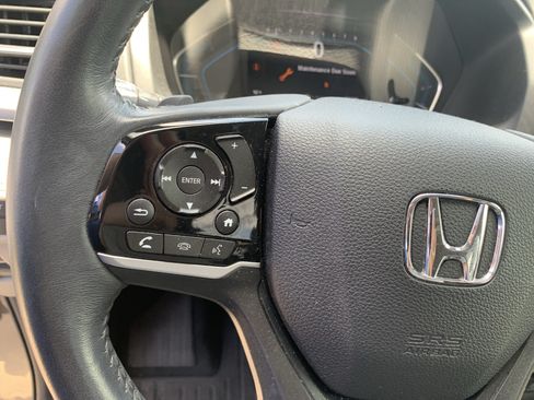 Used 2019 Honda Odyssey Touring image 18
