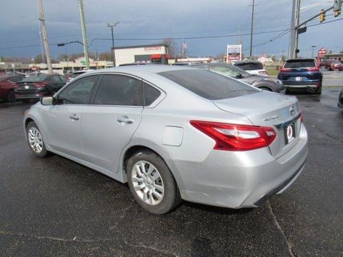 Used 2022 Nissan Altima 2.5 SV w/ SV Premium Package image 31