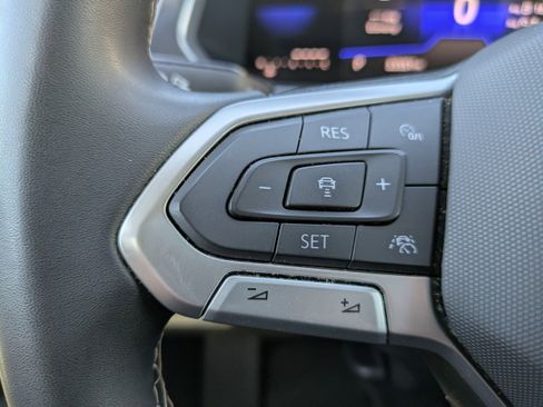 Certified 2023 Volkswagen Tiguan SE image 25