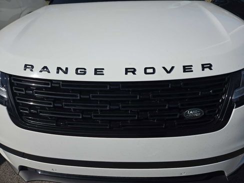 Used 2024 Land Rover Range Rover Velar S image 10