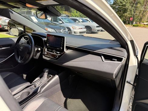 Used 2019 Toyota Corolla XSE FWD image 20