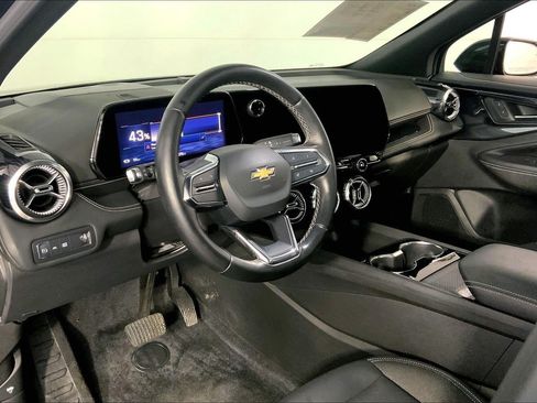 Used 2024 Chevrolet Blazer EV LT AWD/4WD image 14