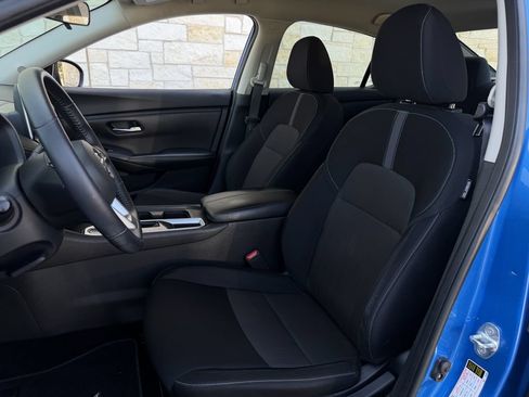 Used 2020 Nissan Sentra SV FWD image 25
