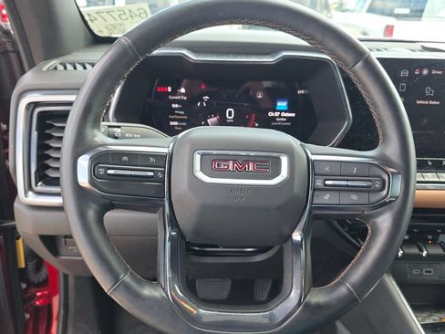 Used 2024 GMC Canyon AT4 w/ AT4 Premium Package AWD/4WD image 14