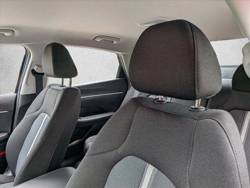 Used 2022 Hyundai Sonata SE image 17